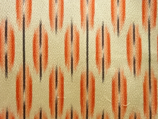  大正ロマン　変わり縞模様織出しお召単衣着物